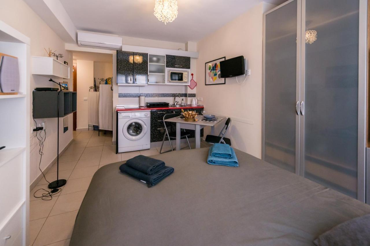 La Casita Malagueta Apartment Malaga Ngoại thất bức ảnh