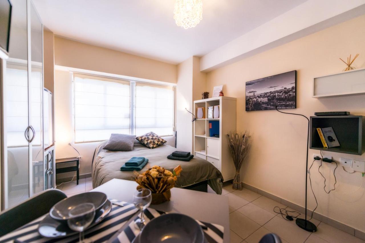 La Casita Malagueta Apartment Malaga Ngoại thất bức ảnh