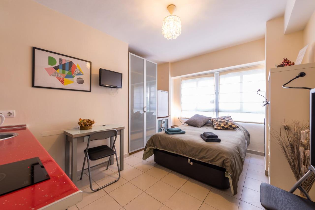 La Casita Malagueta Apartment Malaga Ngoại thất bức ảnh